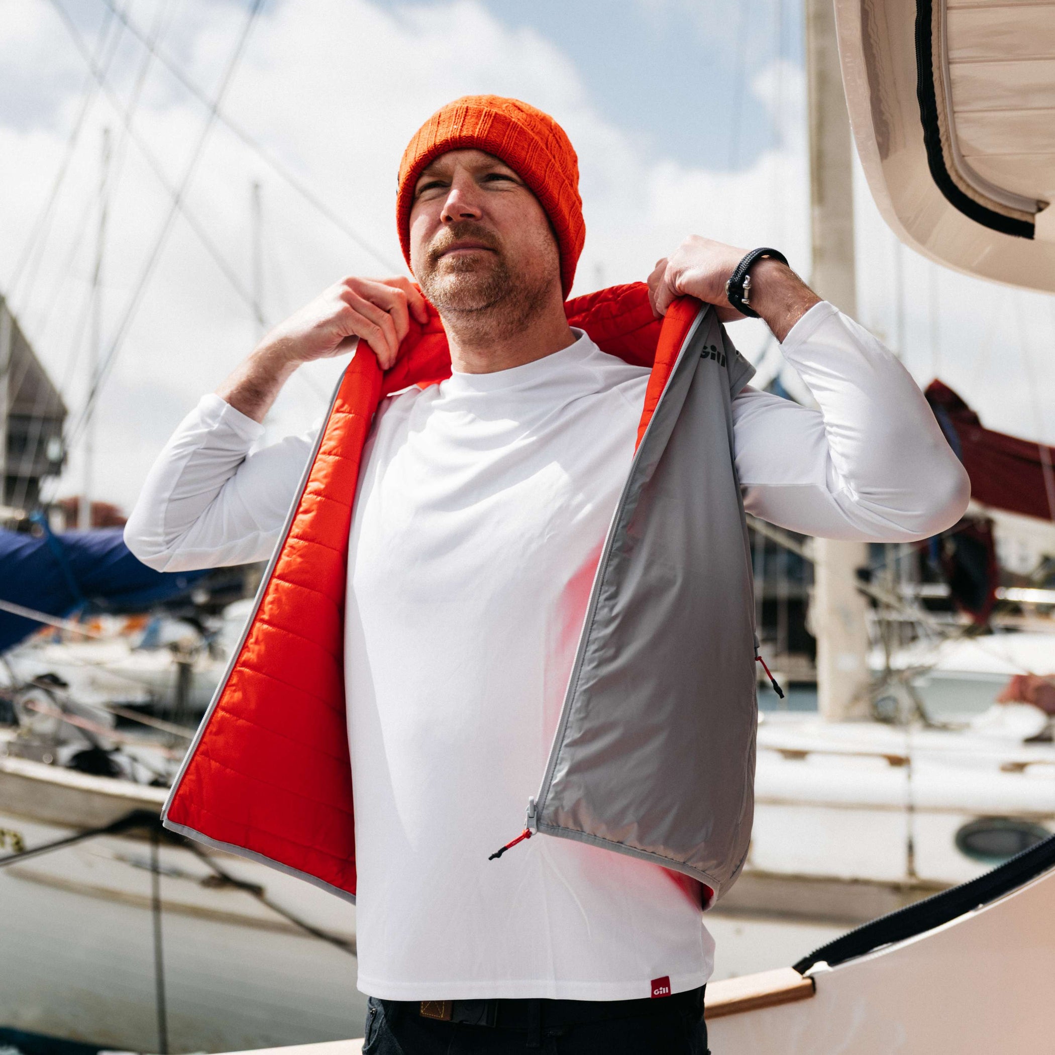 Orion Gilet - Quarry/Flame Red