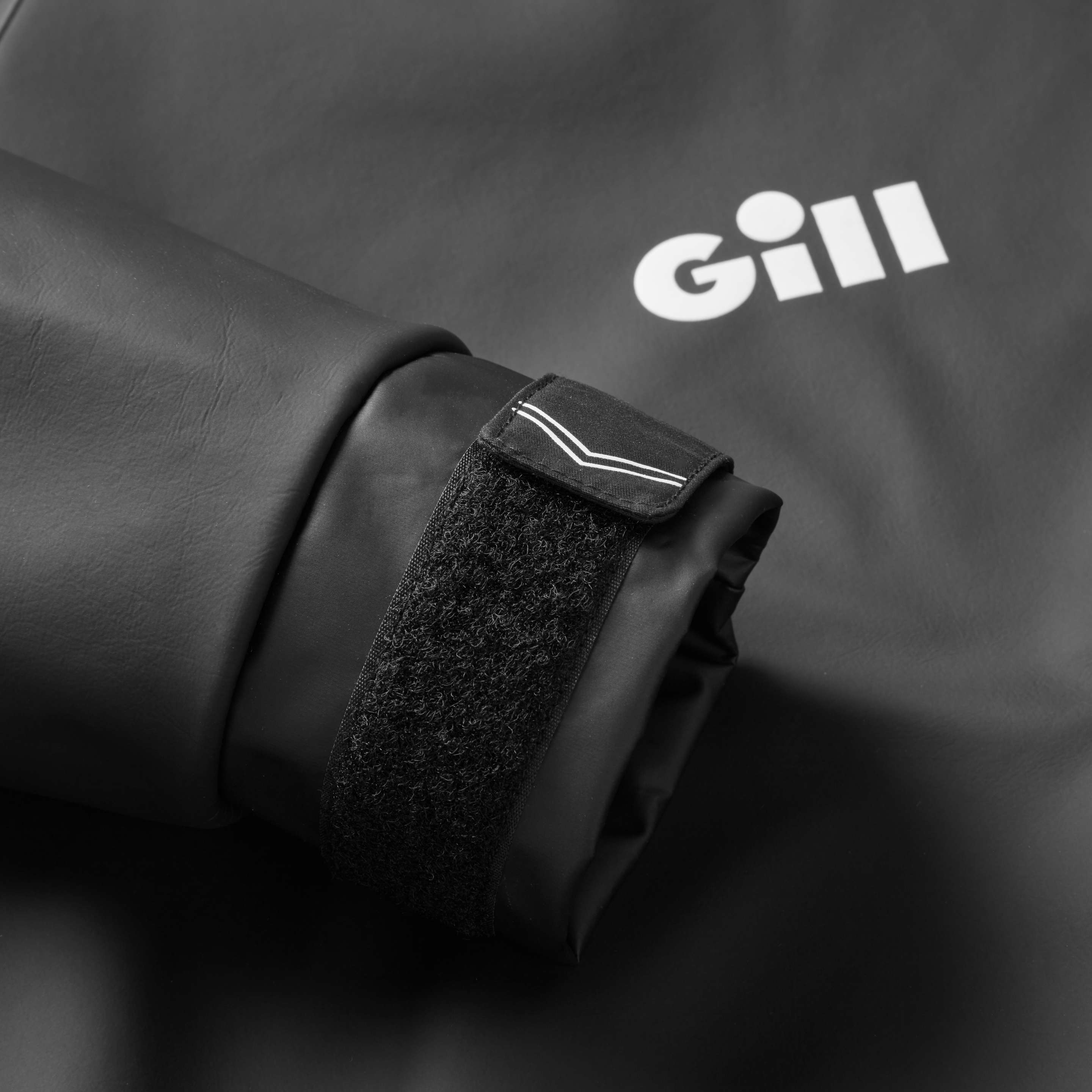 Thermoshield Top - Black – Gill UK