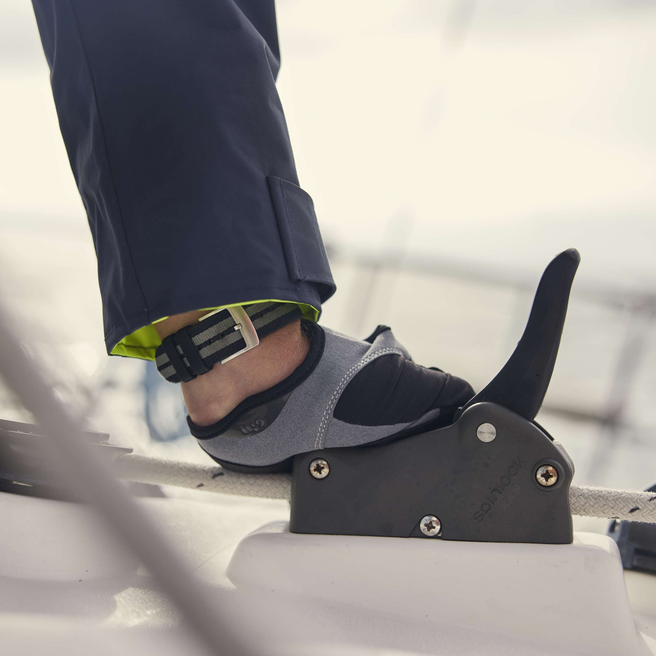 Deckhand Long-Finger Sailing Gloves - Black