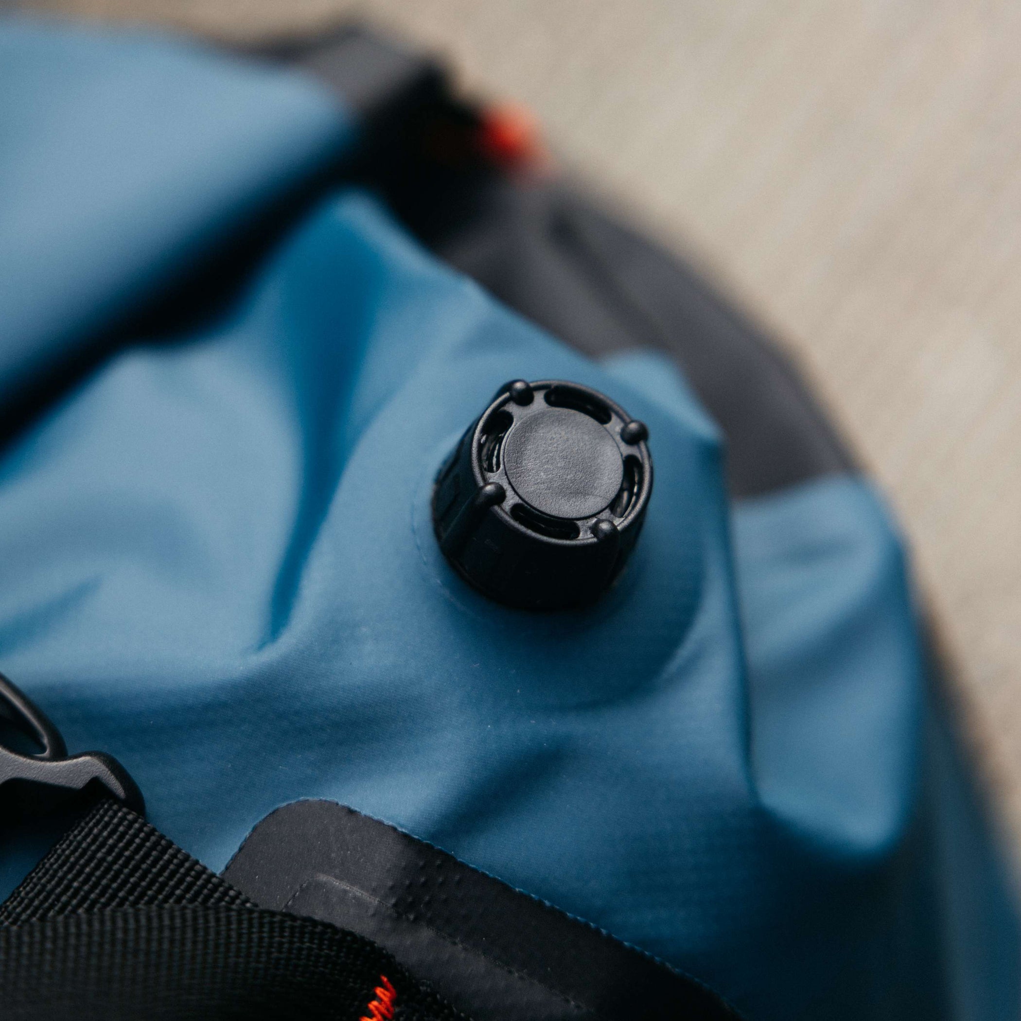 Voyager Duffel Dry Bag 30L - Deep Dive