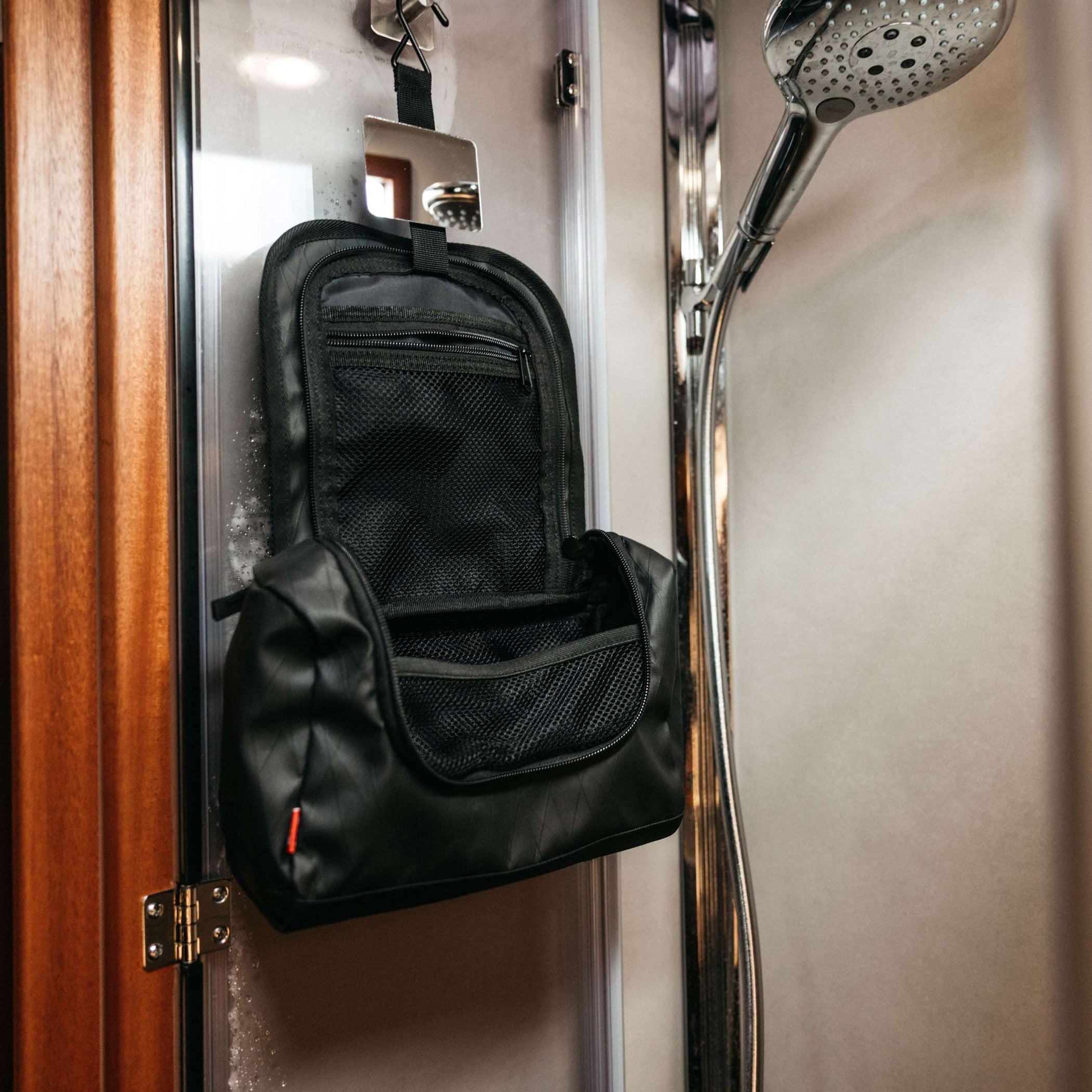 Navigator Wash Bag - Black