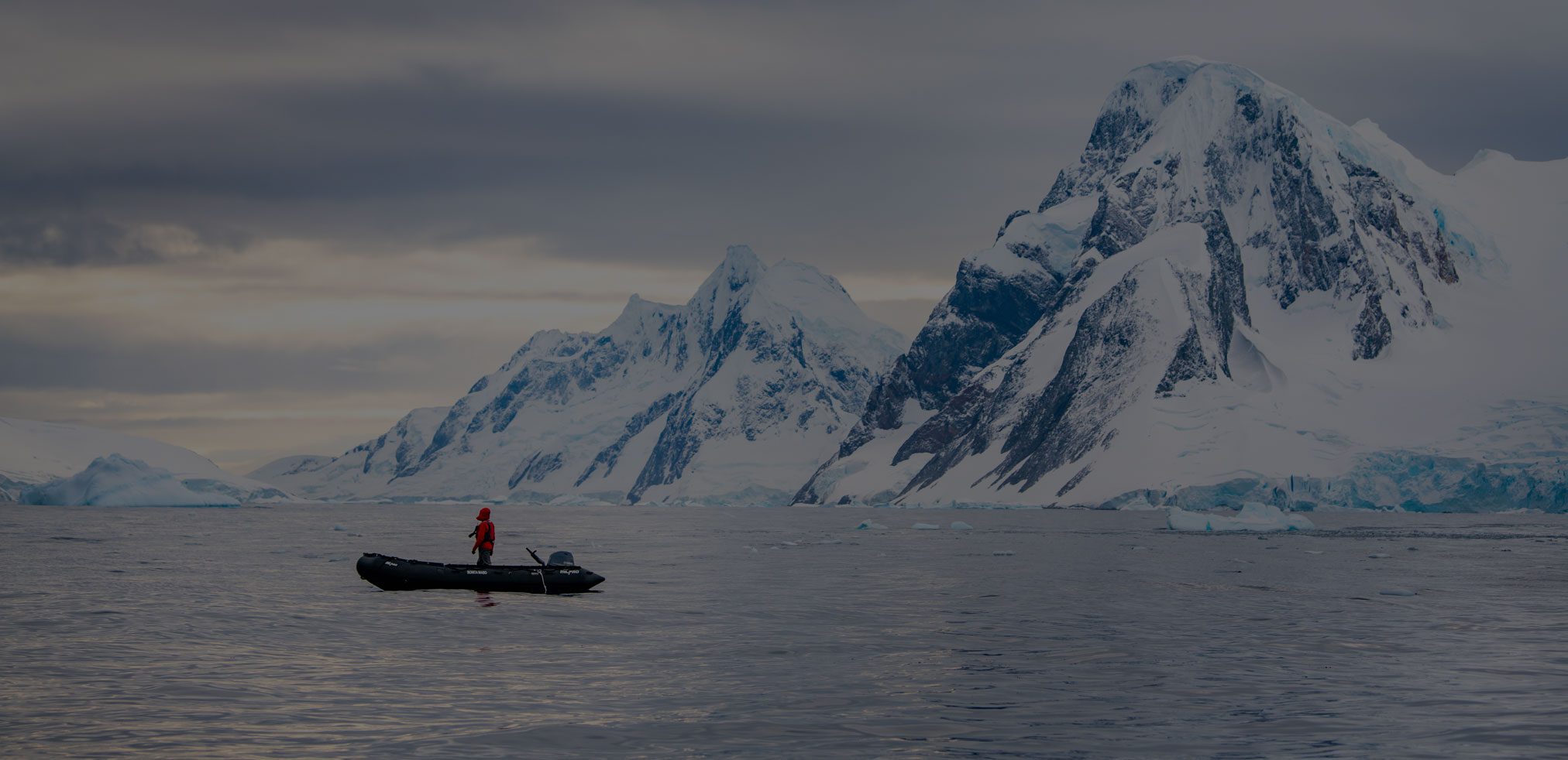 sustainability-hero-iceberg-boat-frozen-sm