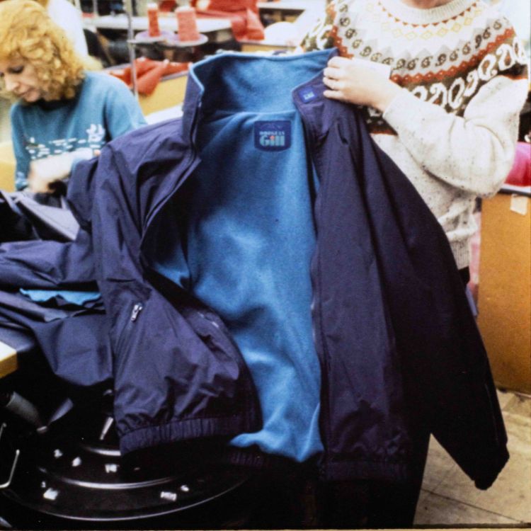Crew Jacket Supporting (1) Crew Jacket Supporting (1)